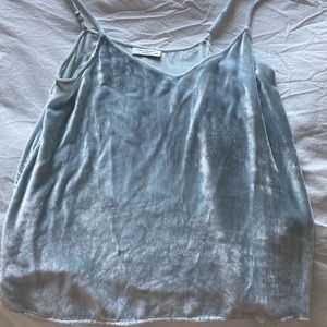 Equipment silver velvet top